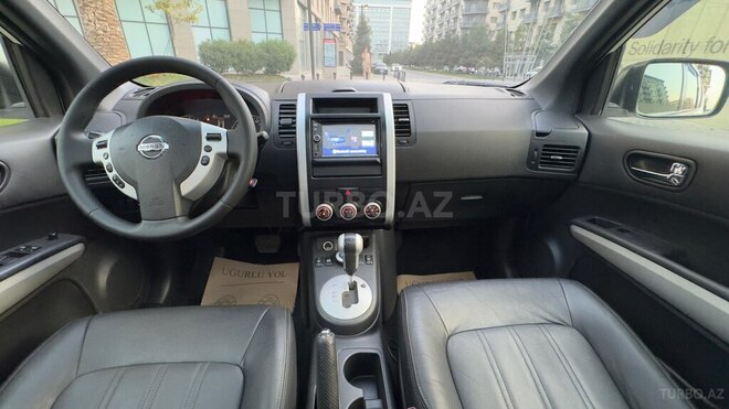 Nissan X-Trail 2014, 135,000 km - 2.5 l - Bakı
