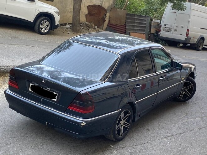 Mercedes C 220 1999, 287,421 km - 2.2 l - Bakı