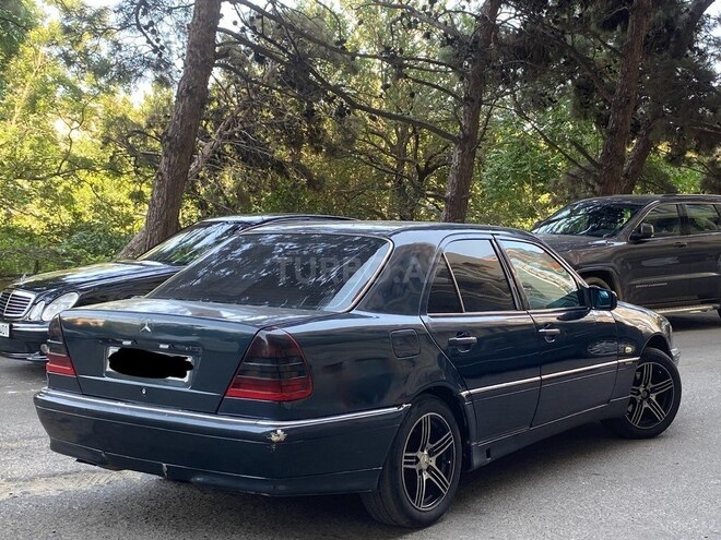 Mercedes C 220 1999, 287,421 km - 2.2 l - Bakı