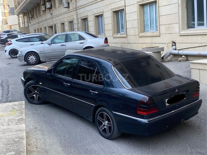 Mercedes C 220 1999, 287,421 km - 2.2 l - Bakı