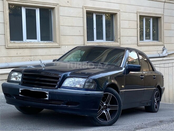 Mercedes C 220 1999, 287,421 km - 2.2 l - Bakı