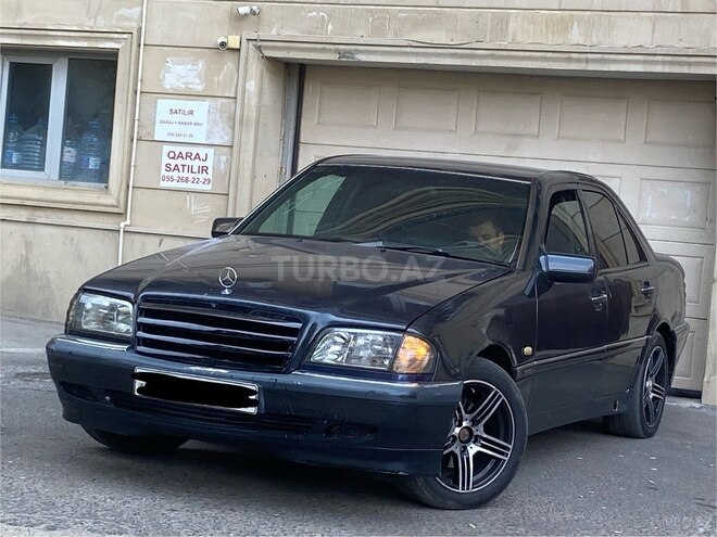 Mercedes C 220 1999, 287,421 km - 2.2 l - Bakı