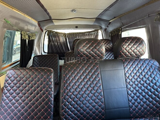 Hyundai H-1 2007, 300,000 km - 2.5 л - Bakı