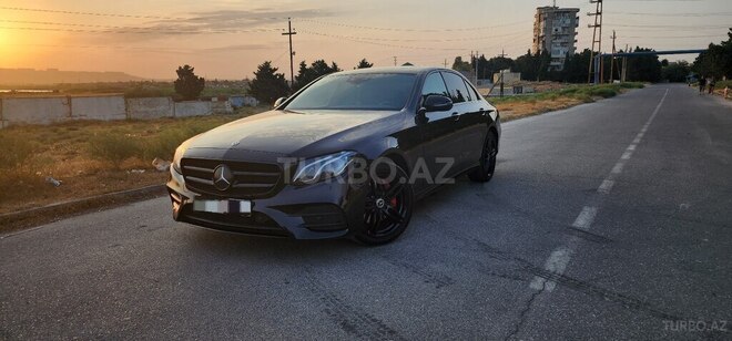 Mercedes E 200 4MATIC 2017, 210,000 km - 2.0 l - Bakı