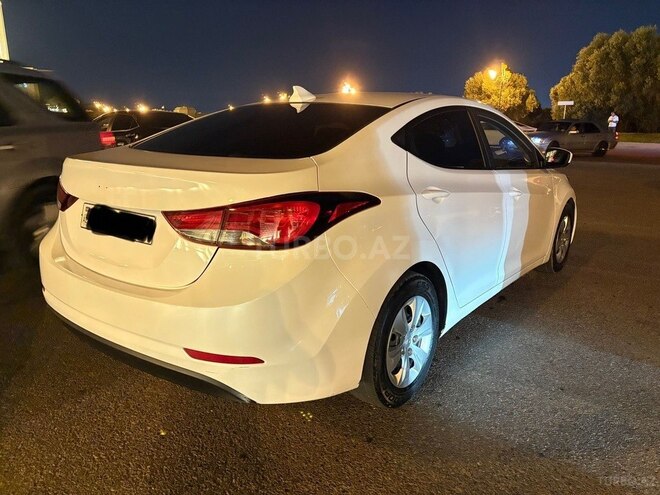 Hyundai Elantra 2015, 141,000 km - 1.8 л - Bakı