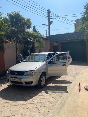 Fiat Albea 2010, 327,000 km - 1.4 л - Bakı