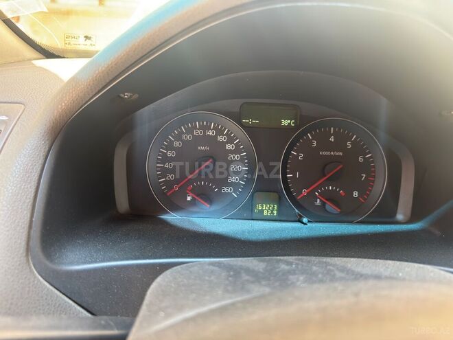 Volvo  2011, 163,400 km - 2.4 l - Bakı