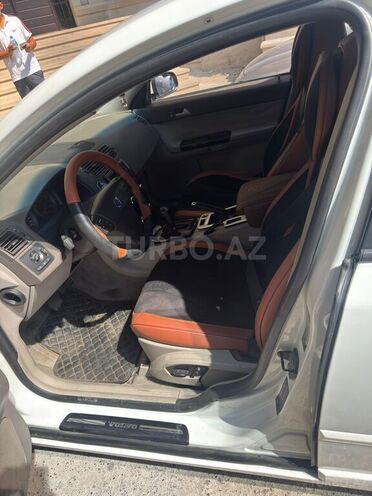 Volvo  2011, 163,400 km - 2.4 l - Bakı