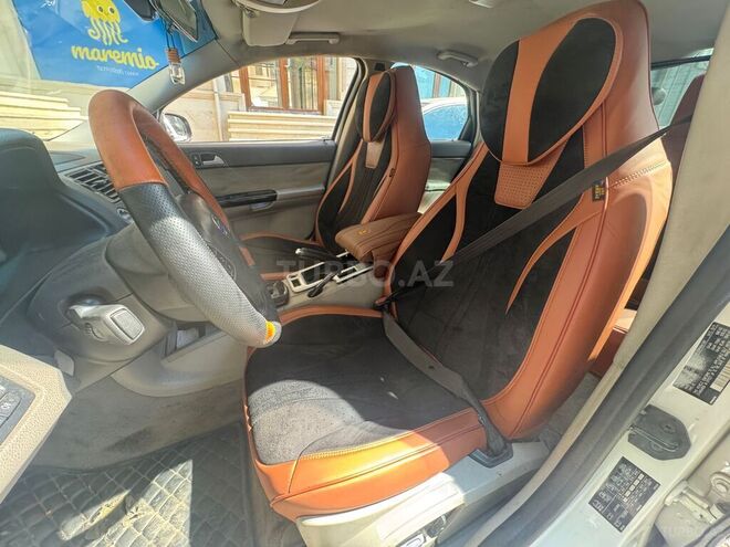 Volvo  2011, 163,400 km - 2.4 l - Bakı