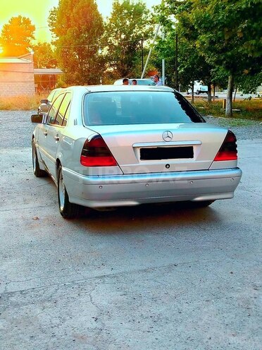 Mercedes C 220 d 1998, 504,364 km - 2.2 l - Ağstafa