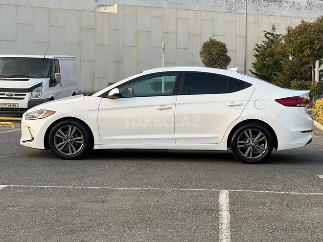 Hyundai Elantra 2017, 73,700 km - 2.0 л - Bakı