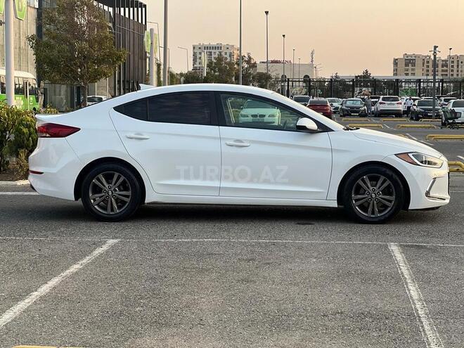 Hyundai Elantra 2017, 73,700 km - 2.0 л - Bakı
