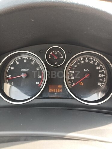 Opel Astra 2005, 245,000 km - 1.4 l - Bakı