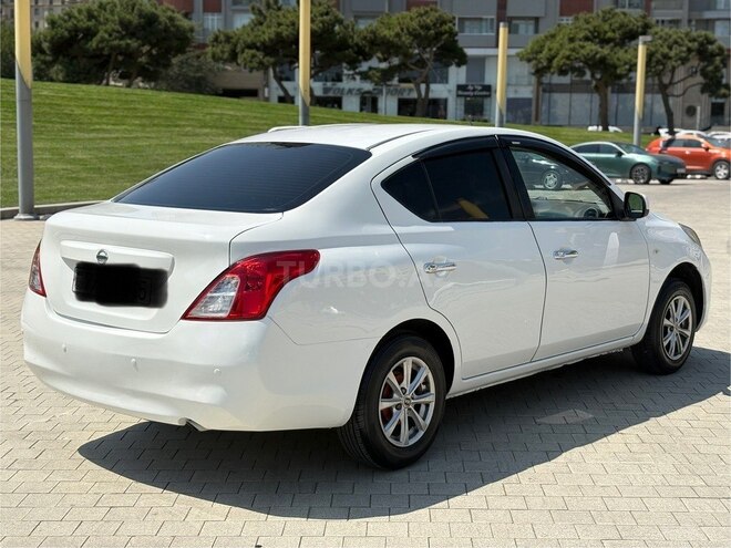 Nissan Sunny 2014, 200,000 km - 1.5 l - Bakı