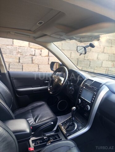 Suzuki Grand Vitara 2010, 192,000 km - 2.4 l - Bakı