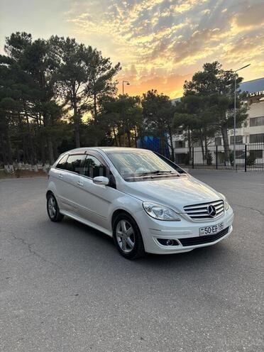 Mercedes B 170 2008, 142,468 km - 1.7 l - Bakı