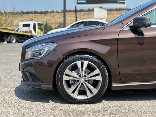 Mercedes  2015, 160,143 km - 1.6 l - Bakı