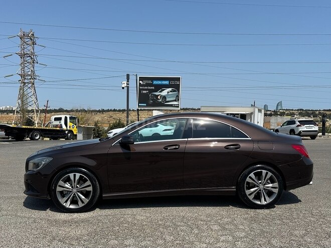 Mercedes  2015, 160,143 km - 1.6 l - Bakı
