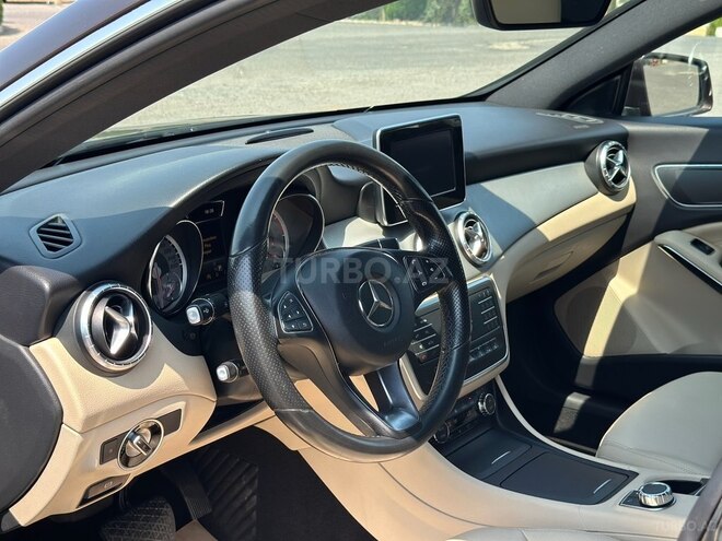Mercedes  2015, 160,143 km - 1.6 l - Bakı