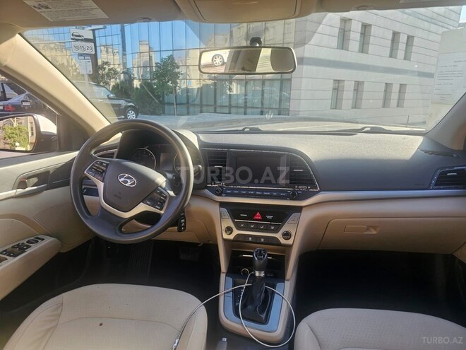 Hyundai Elantra 2016, 249,448 km - 2.0 l - Bakı