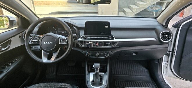 Kia Cerato 2023, 25,000 km - 2.0 л - Bakı