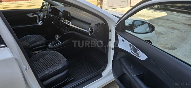 Kia Cerato 2023, 25,000 km - 2.0 л - Bakı