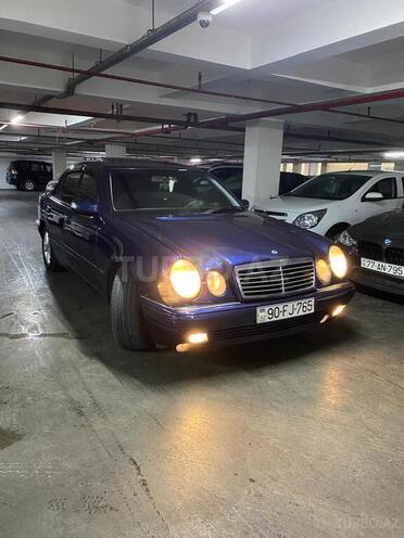 Mercedes E 240 1999, 450,000 km - 2.4 л - Bakı