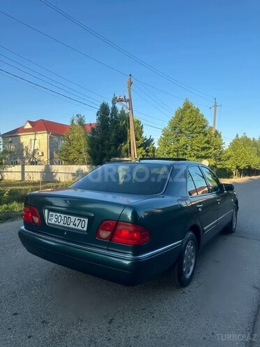 Mercedes E 230 1997, 327,333 km - 2.3 l - Masallı