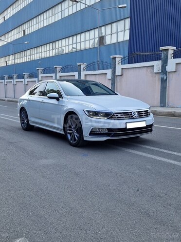 Volkswagen Passat 2016, 186,000 km - 1.8 l - Bakı