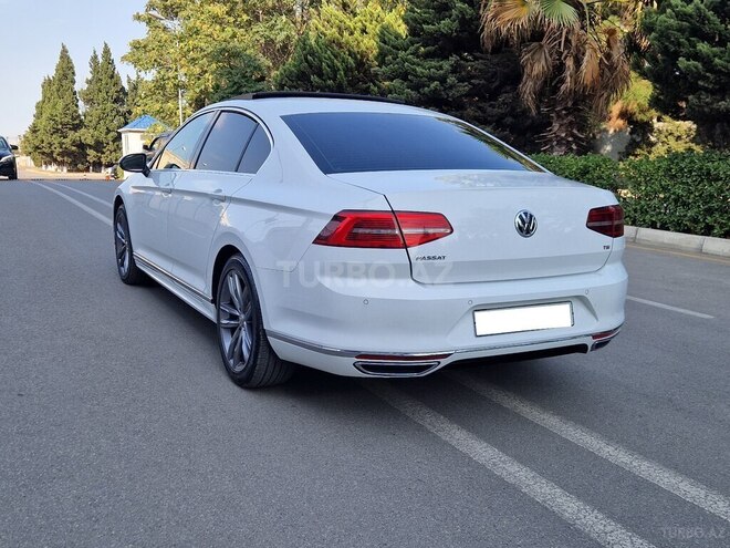 Volkswagen Passat 2016, 186,000 km - 1.8 l - Bakı