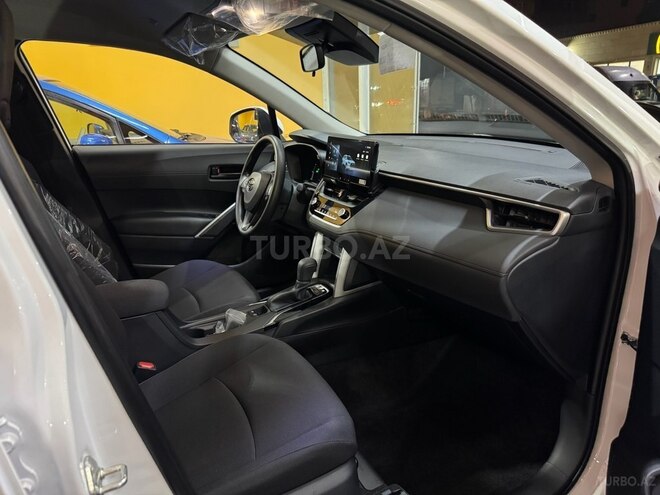 Toyota Corolla Cross 2025, 0 km - 2.0 l - Sumqayıt