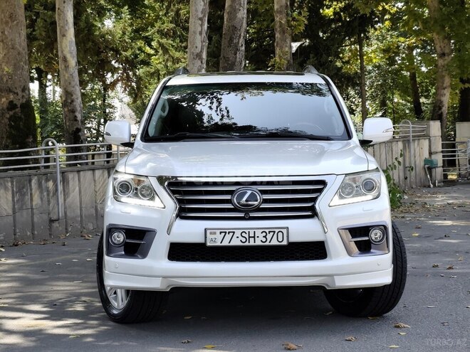 Lexus LX 570 2013, 176,926 km - 5.7 l - İsmayıllı