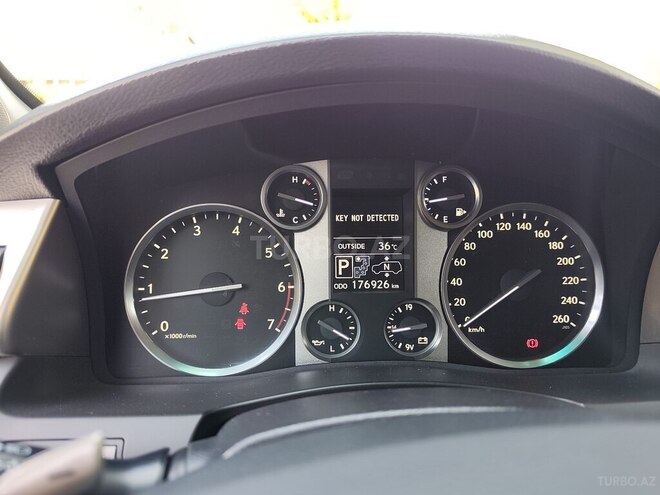 Lexus LX 570 2013, 176,926 km - 5.7 l - İsmayıllı