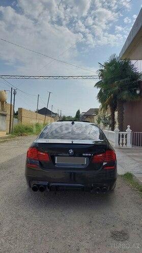 BMW 528 2015, 296,000 km - 2.0 l - Gəncə