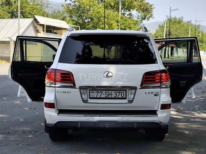 Lexus LX 570 2013, 176,926 km - 5.7 l - İsmayıllı