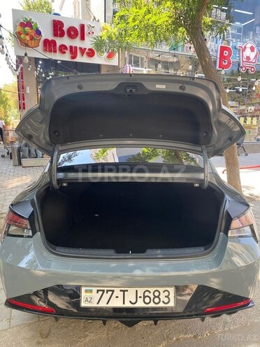 Hyundai Elantra 2022, 24,500 km - 2.0 l - Bakı