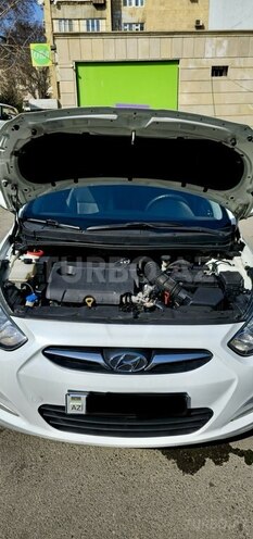 Hyundai Accent 2013, 265,000 km - 1.6 l - Bakı