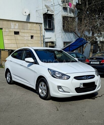 Hyundai Accent 2013, 265,000 km - 1.6 l - Bakı