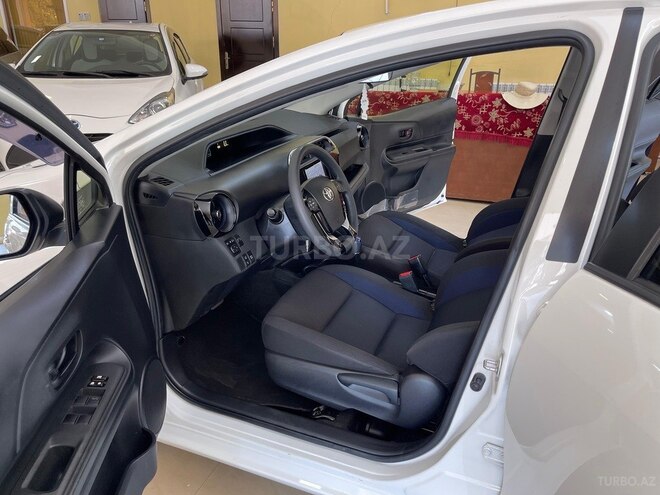 Toyota Aqua 2021, 25,000 km - 1.5 l - Bakı