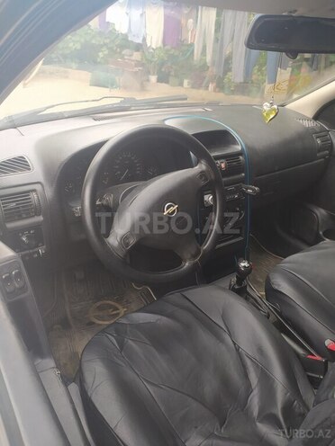 Opel Astra 2001, 440,000 km - 1.6 l - Qusar
