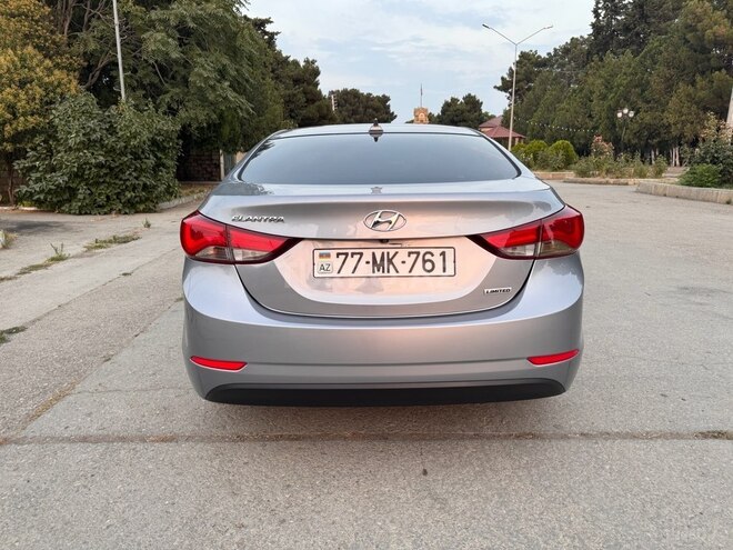 Hyundai Elantra 2015, 271,979 km - 1.8 l - Şabran
