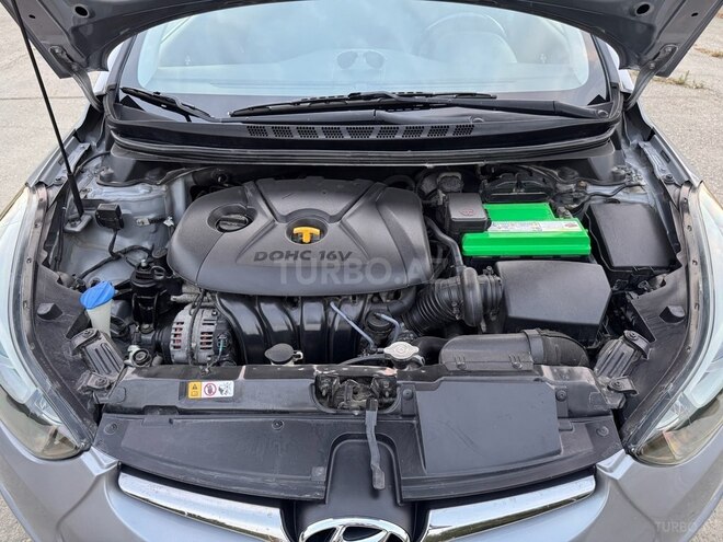Hyundai Elantra 2015, 271,979 km - 1.8 l - Şabran