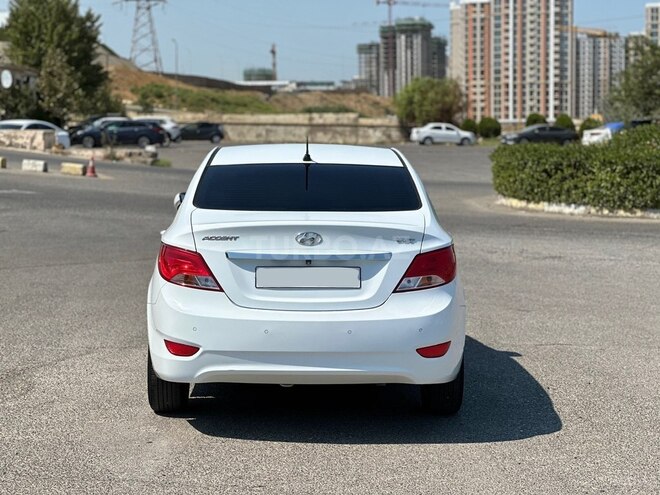 Hyundai Accent 2016, 109,490 km - 1.4 l - Bakı