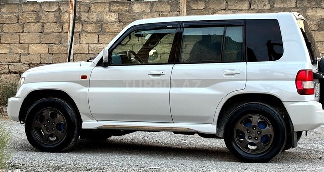 Mitsubishi Pajero io 2000, 247,515 km - 2.0 л - Bakı