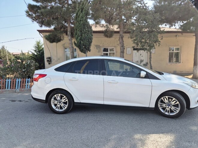 Ford Focus 2014, 229,000 km - 1.6 l - Bakı