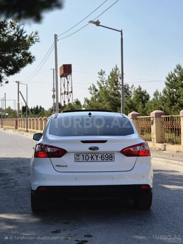 Ford Focus 2014, 229,000 km - 1.6 l - Bakı