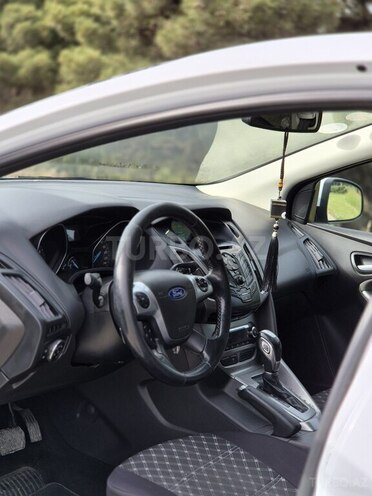 Ford Focus 2014, 229,000 km - 1.6 l - Bakı