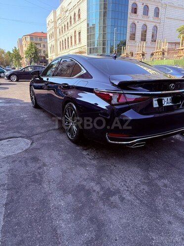 Lexus ES 250 2022, 15,000 km - 2.5 л - Bakı