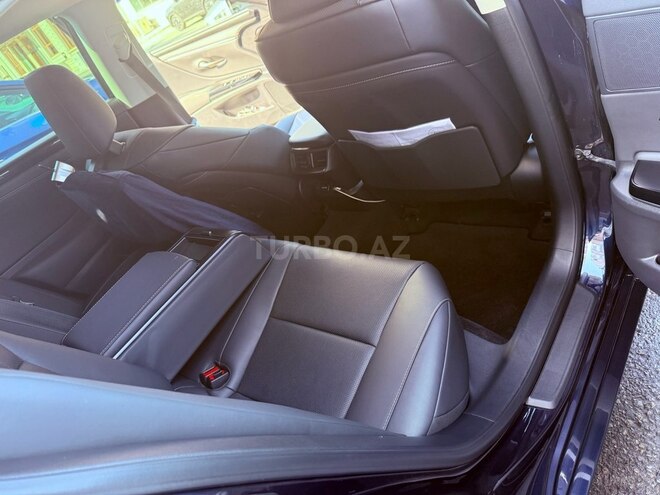 Lexus ES 250 2022, 15,000 km - 2.5 л - Bakı
