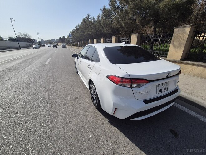 Toyota Corolla 2020, 70,000 km - 1.8 l - Bakı